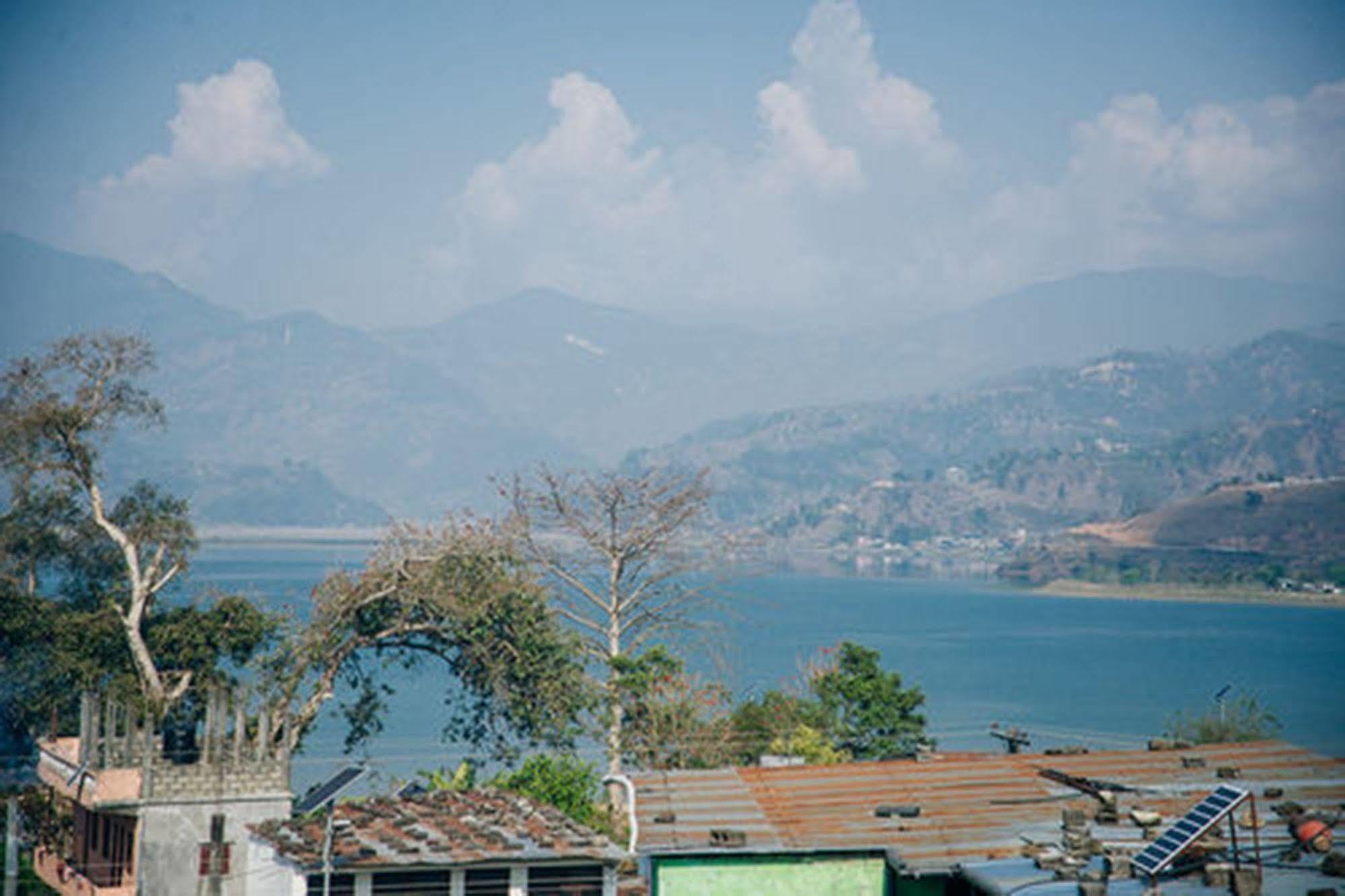 Hotel Mandala Pokhara Exterior foto